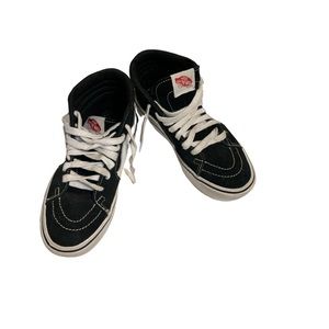 Vans: women’s size 6. Good for kids 4.5 also.